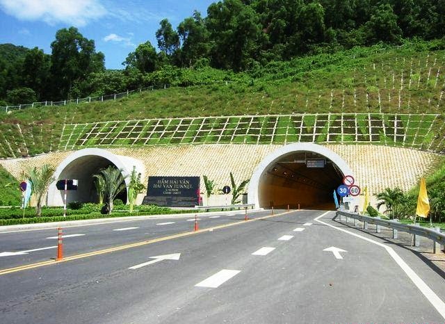 Đưa 3 dự án giao thông trọng điểm vào vận hành, khai thác